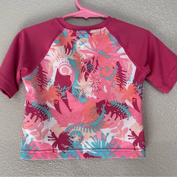 Girl’s Patagonia shirt 6-12 month - Picture 3 of 3